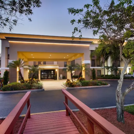 Hampton Inn Naples-I-75