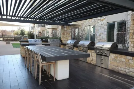 Poolside Bliss, Trails and Culinary Delights!