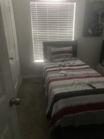 3 bedroom house Отели в г. Ланкастер