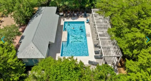 Sassy Seahorse! 200 Yards to Beach! Neighborhood Pool