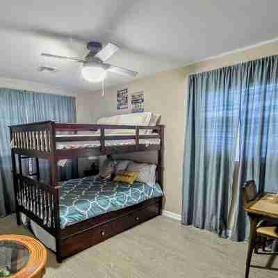 Serene, Cozy, Lakefront Home with Boat Dock and Large Screened in Porch! Rooms
