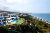 Caesar Cliff Resort فنادق في Charkeia