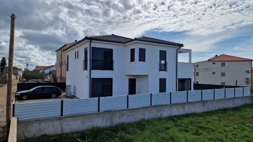 Apartment Relaxsea Salvia - mit Pool und 100 Meter vom Meer