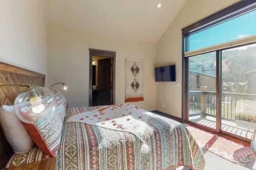 River Run Townhomes - 3 Bedroom - Walk to Slopes!