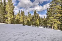 24-0107 16-Acre Fairplay Cabin w/ Mountain Views! - 3-Star