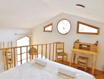 La Casa de las Aves - Maison D'architecte - Romantique & Cosy + Jardin Privé Hotels in 