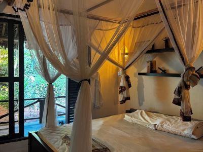 Charming 3-bedroom cottage, in a lush eco friendly compound in Kilifi with WiFi