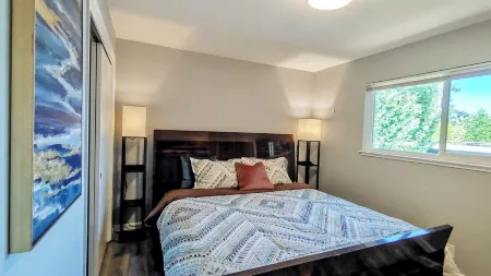 261-9 Cozy 2-Bedroom Apartment near Mountain View Downtown Отели рядом с достопримечательностью «Кремниевая долина»