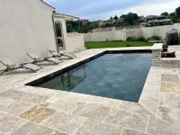 Maison Individuelle Avec Piscine et Dépendance