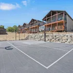 Cozy Lake Front/View 2BR2BA Private Cabin23, Resort Pool/Hot Tub/Firepit & more!