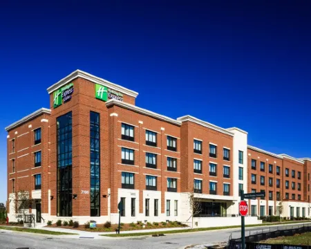 Holiday Inn Express & Suites FRANKLIN - BERRY FARMS by IHG Hotels in Franklin