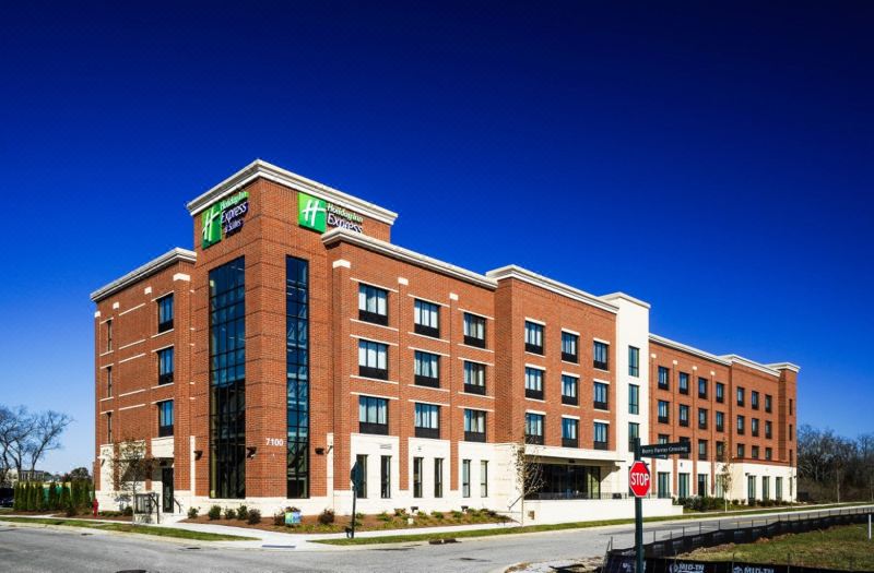 Holiday Inn Express & Suites Franklin - Berry Farms by IHG