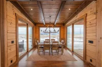 Brand New Cabin with Hot Tub on 800-acre Guest Ranch