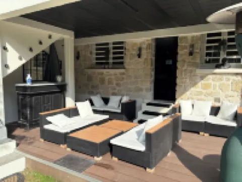 A HAVEN OF PEACE ON THE OUTSKIRTS OF PARIS クラマールのホテル