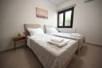 Unick Avra Luxury Living -Expansive private garden with breathtaking sea view Hotels in Kalathas