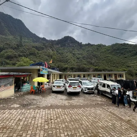 AP Residency Yamunotri