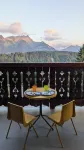 Bright, family-friendly apartment just outside Villars!