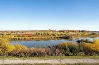 Executive 4BD/3BA home with Free Parking|Wi-fi|Office|Views|Park Access