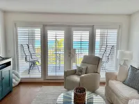 Beachfront Condo  2-bedroom in fabulous Vero Beach with Gym and Heated Pool.