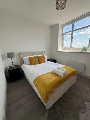 1 Bed Flat - Sleeps 2 - Pets - Parking - Wifi -  Privatzimmer
