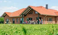 Idyllically situated villa in country house style with sauna Ideal for groups & families - Villas