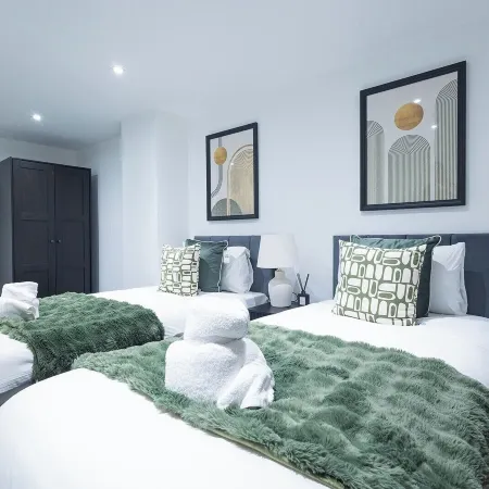 Sunrise Haven Sleeps 7 with Parking