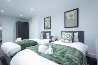 Sunrise Haven Sleeps 7 with Parking
