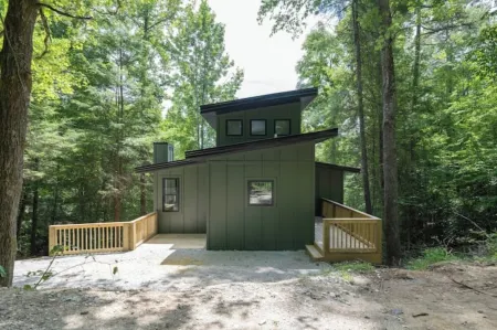 Huckleberry Shed Red River Gorge