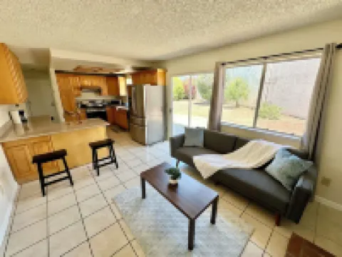 4-bedroom house in fantastic Fremont