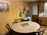 Charming 2-bedroom townhome in Coaldale close to St Lukes Hospital.