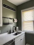 Cozy Stay 15 Min to Colleges, Hospital & Highway