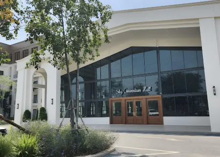 Suphorn Grand Hotel Отели в г. Wiset Chai Chan