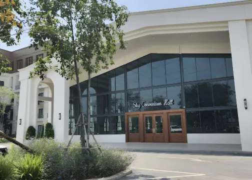 สุพร แกรนด์ โฮเทล โรงแรมในอำเภอ ไชโย