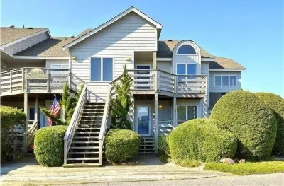 Sunrise. Sunset.  Peace. Các khách sạn gần Life is Good