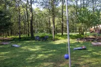 Serenity & Fun Cozy Pocono Cabin! Family Friendly - Beach-Lake-Pool-Playgrounds!