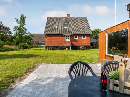 "Arben" - 900m from the sea