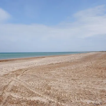 "Elenor" - 1.1km from the sea