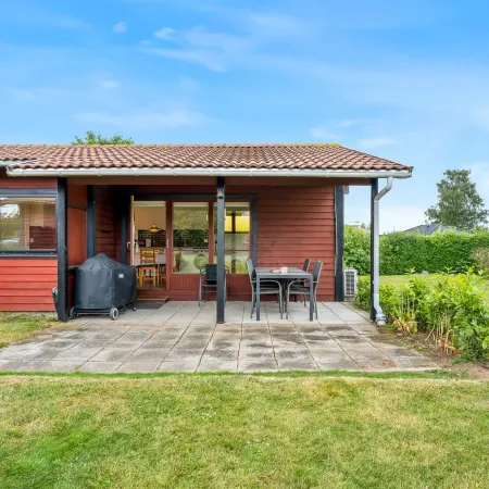 "Fulk" - 150m from the sea