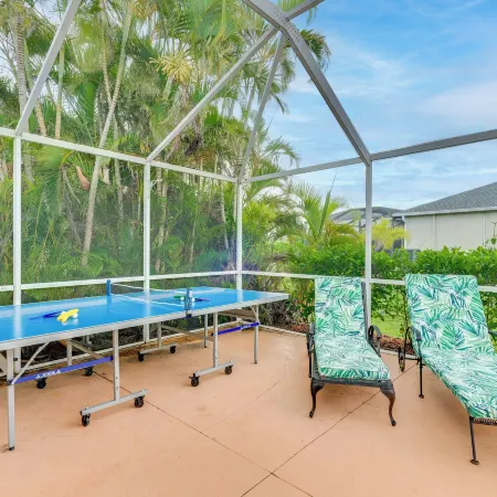 Heated Pool, Patio & Yard! Cape Coral Escape