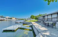 Waterfront Hernando Beach Home w/ Dock & Hot Tub! - Homestays