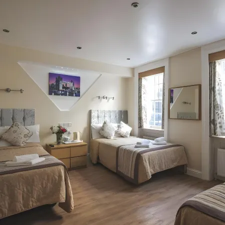 Linden House Hotel Отели рядом с достопримечательностью «Эпсли Хаус»
