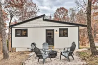 Pet & Family Friendly Cottage Near the Lake! - 3-نجوم