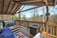 Hot Tub, Private Creek Access, High Speed Internet, Romantic Vibes