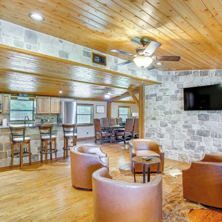 Deck & Fire Pit: Unique Pottsboro Haven