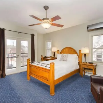 The Bradley Boulder Inn