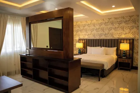 Hotel Hacienda Aguacaliente Отели рядом с достопримечательностью «Tijuana Arch (Friendship Arch)»