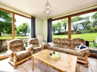 Holiday Home in St.Vith with hot tub - WiFi