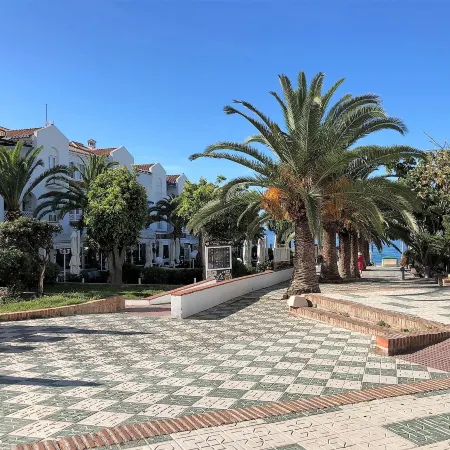 Apartment in Nerja near Torrecilla Beach