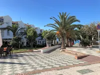 Apartment in Nerja near Torrecilla Beach - شقق
