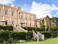 Castle in Tamar with Pool and Gardens